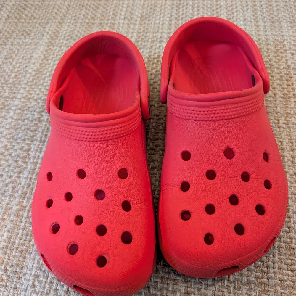 CROCS Kids Vibrant Red Water Shoes